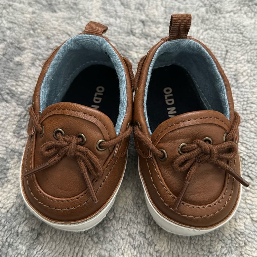 Old navy baby boat shoes
